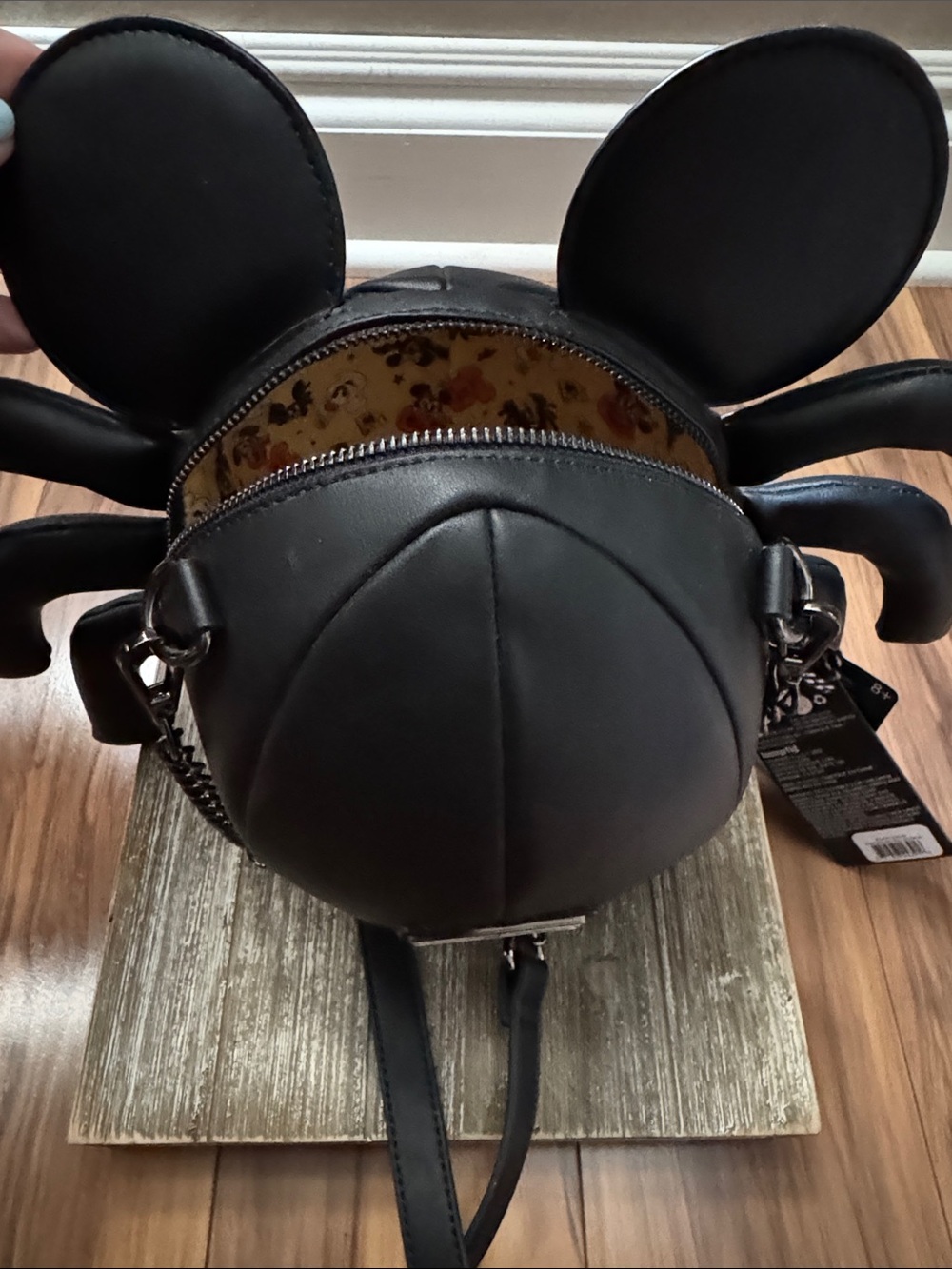 NWT Stich Shoppe by Loungefly Glow in the Dark Mickey Spider Crossbody with pin - Picture 14 of 16